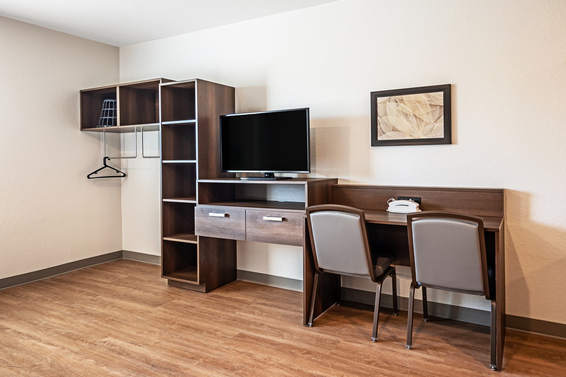 WoodSpring Suites Naples East photo 9 of 17