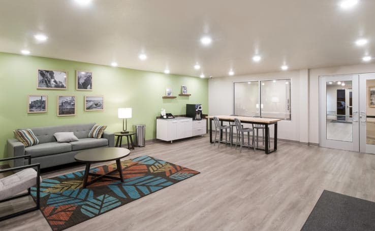WoodSpring Suites Mesa Chandler photo 3 of 19