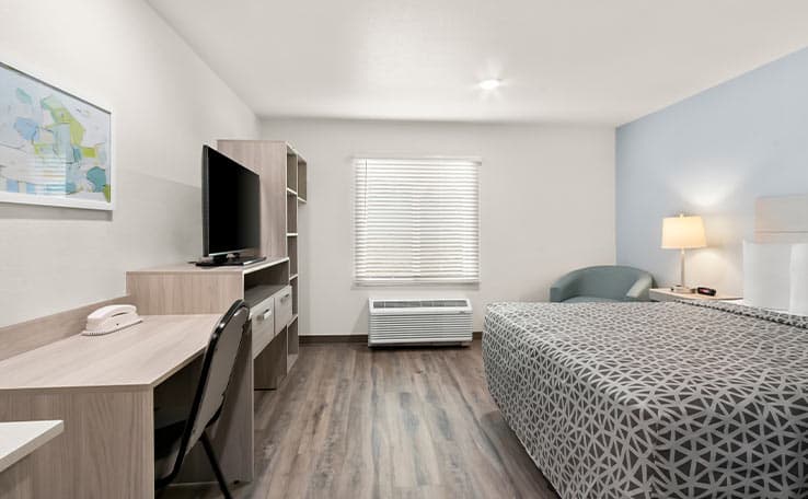 WoodSpring Suites Chandler Phoenix Medical Center photo 13 of 24