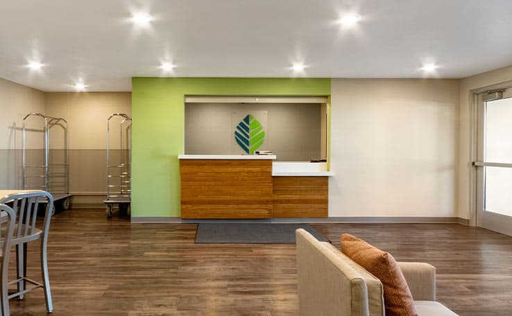 WoodSpring Suites Tolleson - Phoenix West photo 2 of 22