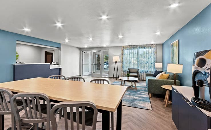 WoodSpring Suites Gilbert - Mesa Gateway Airport photo 4 of 25
