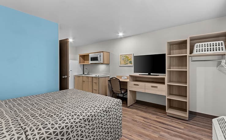 WoodSpring Suites Gilbert - Mesa Gateway Airport photo 10 of 25