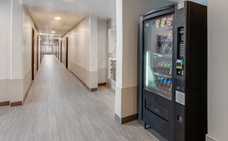 WoodSpring Suites Bakersfield Airport photo 16 of 19