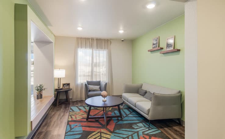 WoodSpring Suites Broomfield-Westminster photo 3 of 19