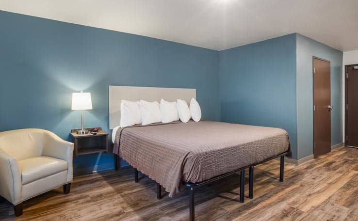 WoodSpring Suites Atlanta Newnan photo 9 of 21