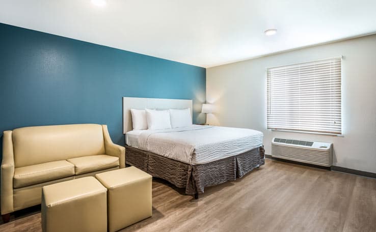 WoodSpring Suites Elgin - Chicago photo 15 of 21