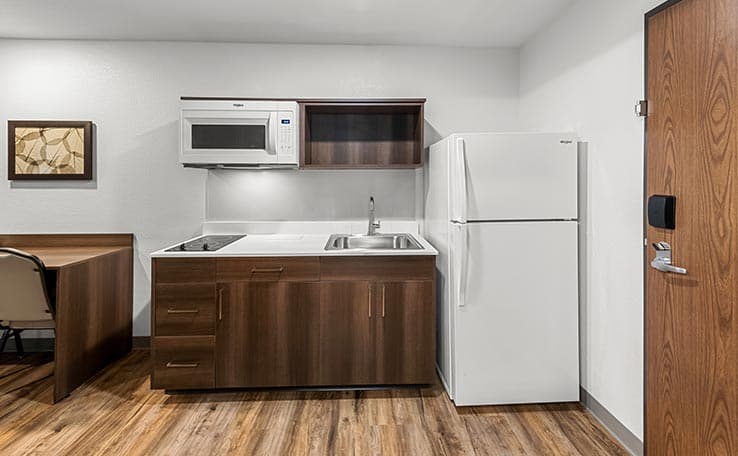 WoodSpring Suites Kansas City Airport photo 7 of 21