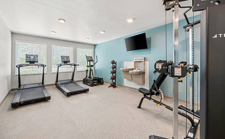 WoodSpring Suites Charlotte - Arrowood photo 4 of 23