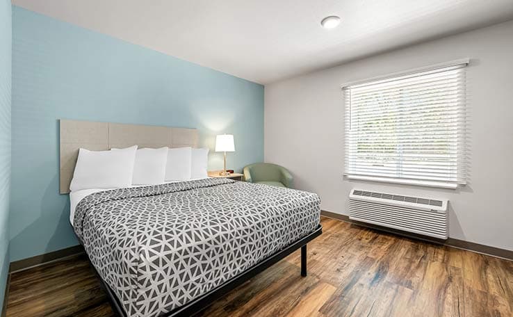 WoodSpring Suites Charlotte - Arrowood photo 9 of 23