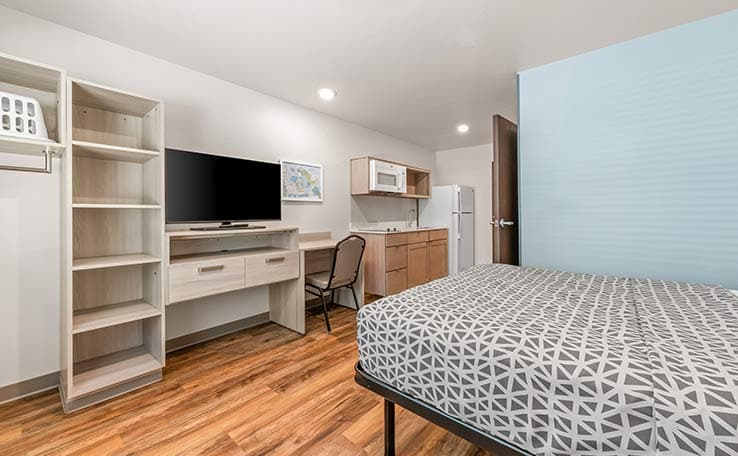 WoodSpring Suites Charlotte - Arrowood photo 8 of 23