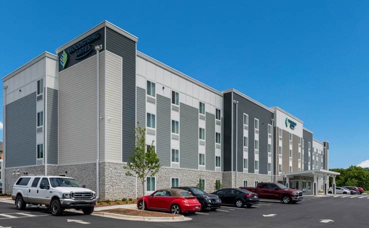 WoodSpring Suites Downers Grove - Chicago photo 1 of 14
