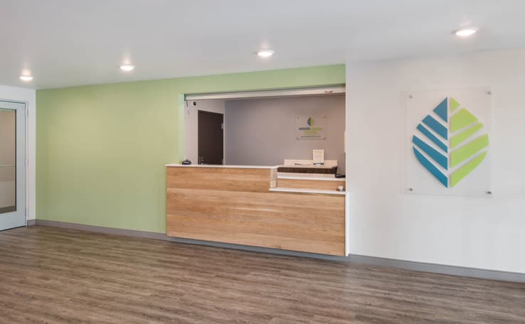 WoodSpring Suites Concord-Charlotte Speedway photo 2 of 16