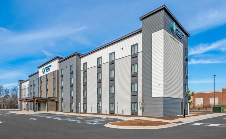 WoodSpring Suites Charlotte Northlake photo 1 of 9