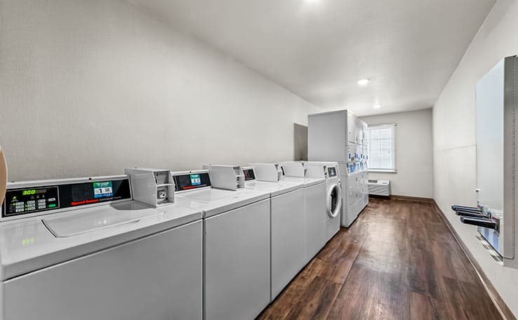WoodSpring Suites San Antonio South photo 3 of 22