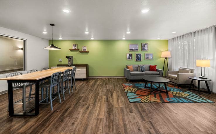 WoodSpring Suites Yorktown Newport News photo 3 of 19