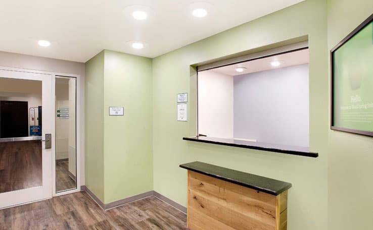 WoodSpring Suites Charlotte Gastonia photo 2 of 15