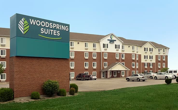WoodSpring Suites Louisville Clarksville photo 1 of 15
