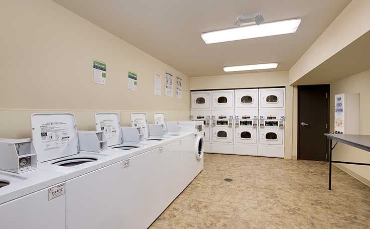 WoodSpring Suites Columbus North I-270 photo 3 of 15