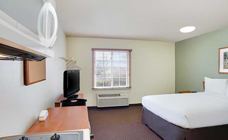 WoodSpring Suites Cincinnati Fairfield photo 6 of 15