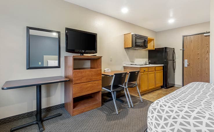 WoodSpring Suites Raleigh Garner photo 5 of 17