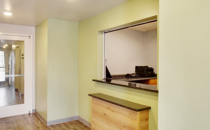 WoodSpring Suites Conroe photo 2 of 16