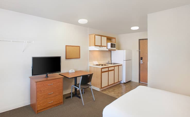 WoodSpring Suites Jacksonville Beach Blvd. photo 5 of 15