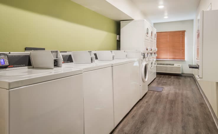WoodSpring Suites Houston La Porte photo 3 of 15