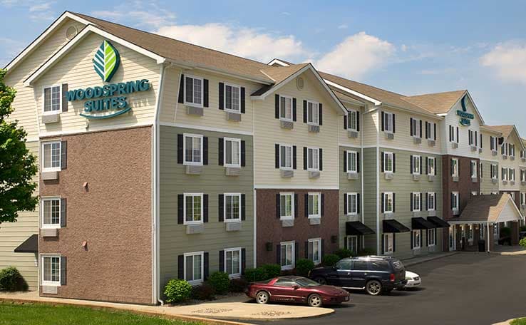 WoodSpring Suites Kansas City Liberty photo 1 of 15