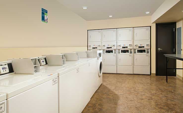 WoodSpring Suites Louisville Jeffersontown photo 3 of 14