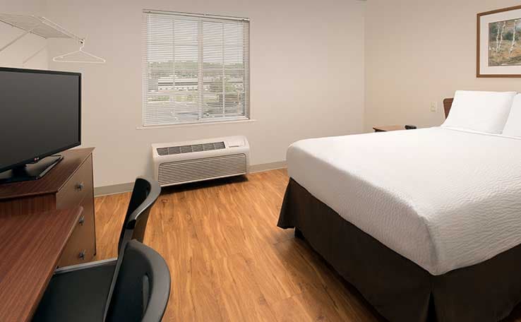 WoodSpring Suites Kansas City Mission photo 6 of 15