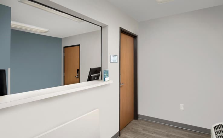 WoodSpring Suites Murfreesboro photo 2 of 15