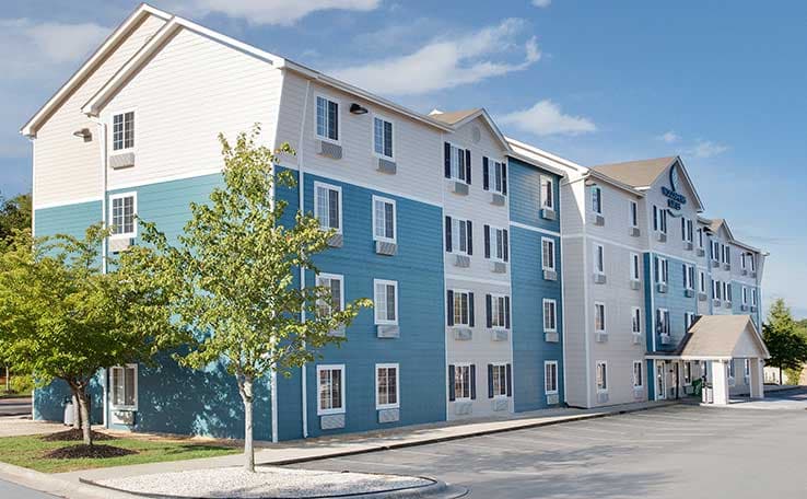 WoodSpring Suites Charlotte Shelby photo 1 of 17