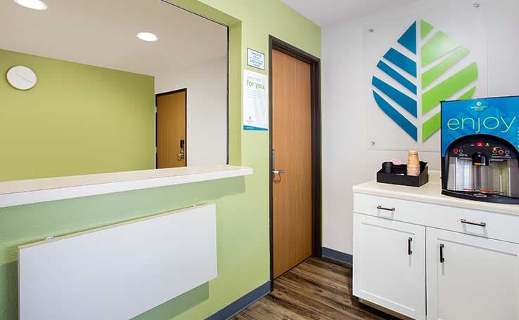 WoodSpring Suites Charlotte Shelby photo 2 of 17