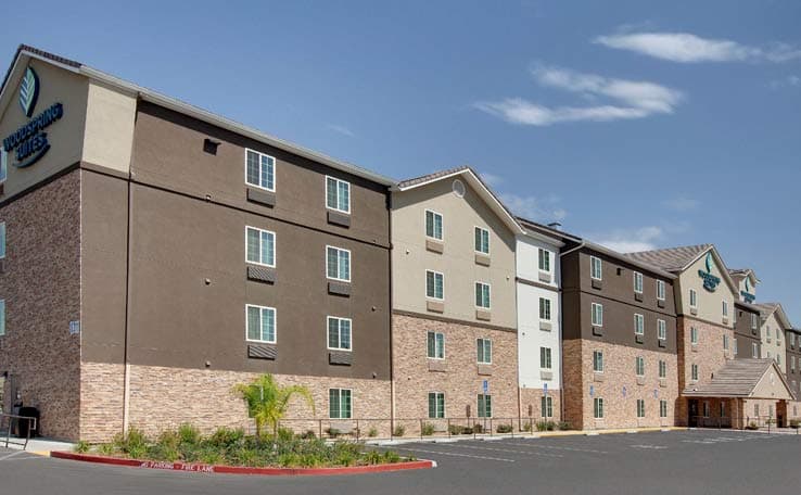 WoodSpring Suites Bakersfield East photo 1 of 17