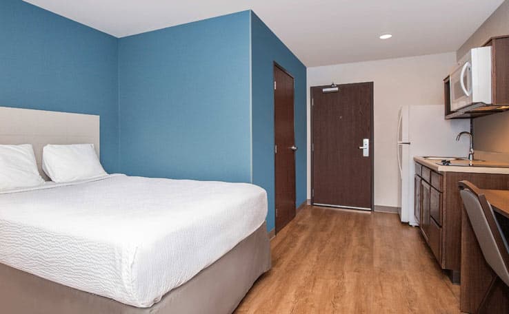 WoodSpring Suites Carol Stream - Chicago photo 5 of 18