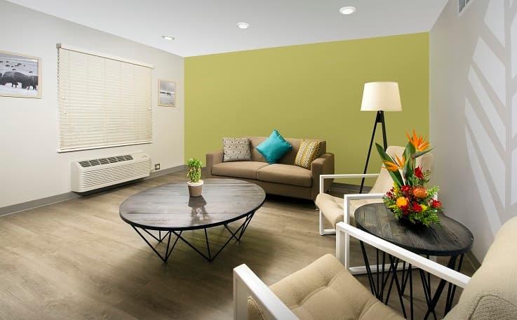 WoodSpring Suites Fargo North Near NDSU photo 3 of 16