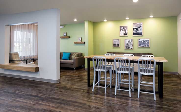 WoodSpring Suites Houston IAH Airport photo 6 of 26