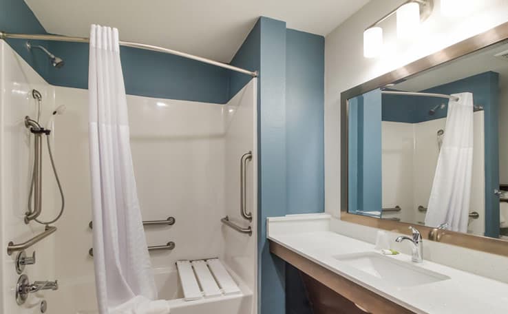 WoodSpring Suites Lake Jackson photo 15 of 18