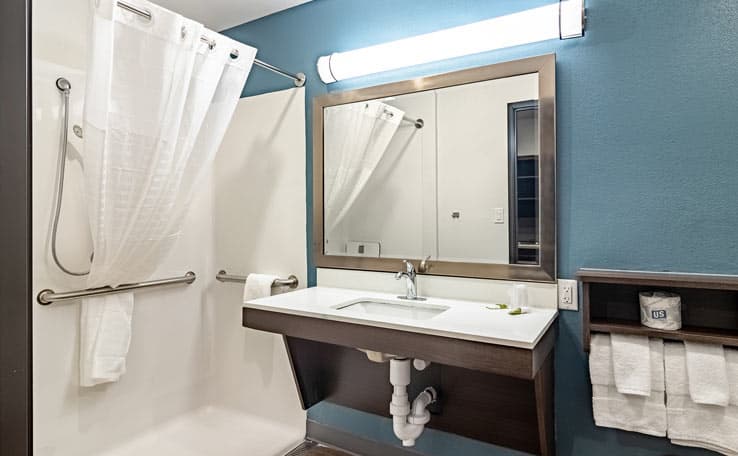 WoodSpring Suites Toledo Maumee photo 15 of 18