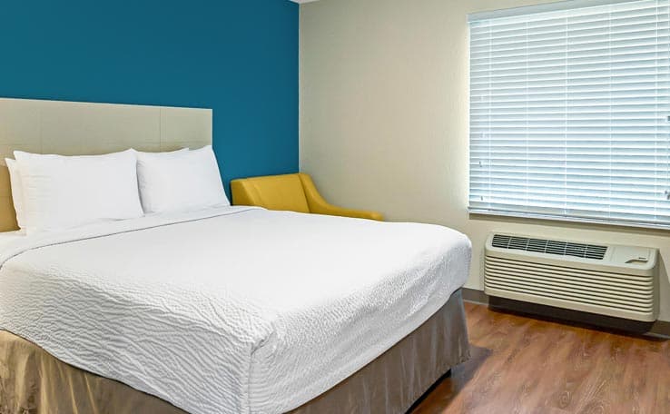 WoodSpring Suites Reno Sparks photo 8 of 17