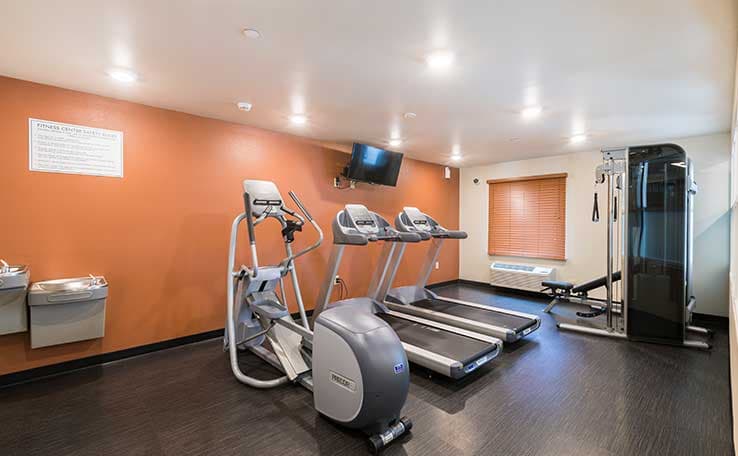 WoodSpring Suites Lafayette photo 4 of 17