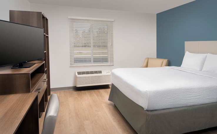 WoodSpring Suites Chicago Tinley Park photo 8 of 19