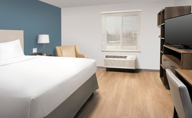 WoodSpring Suites Chicago Tinley Park photo 7 of 19