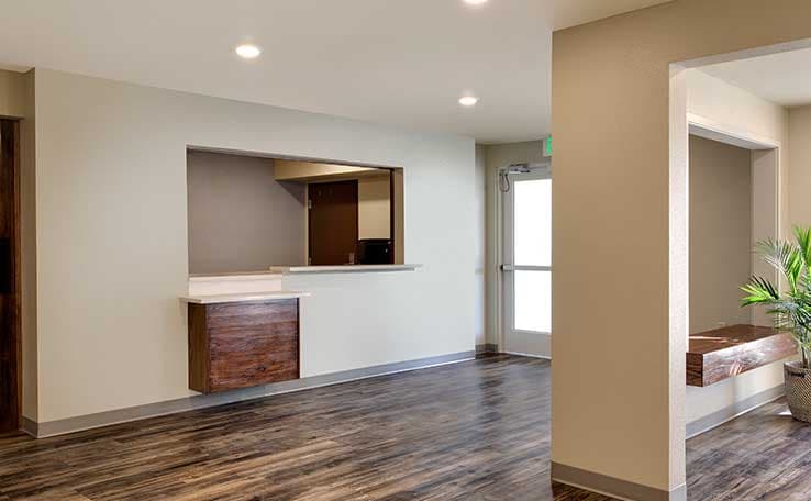 WoodSpring Suites Baltimore White Marsh - Nottingham photo 2 of 19