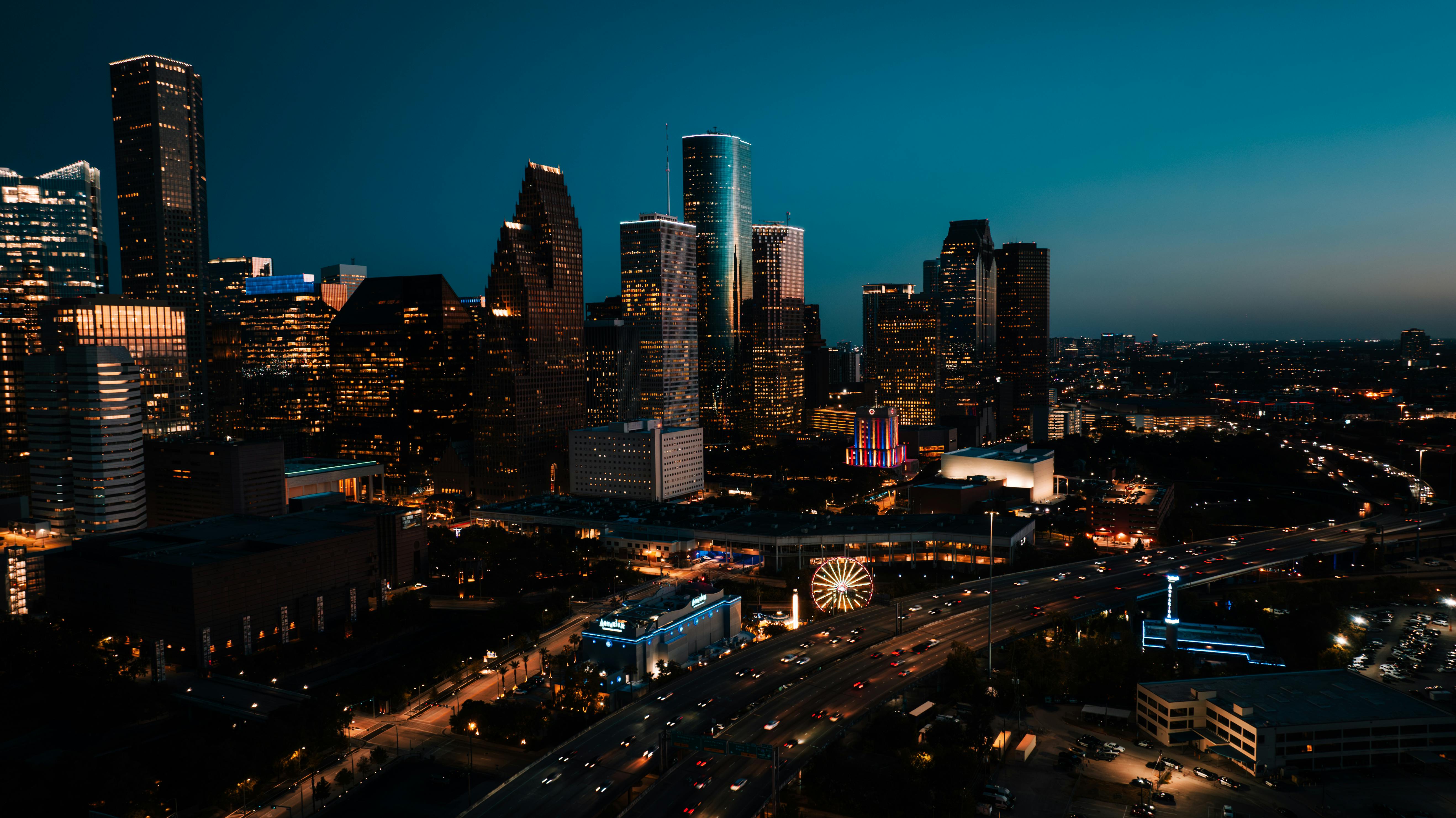 Life in Houston: The Pros, The Cons, and What It’s Really Like