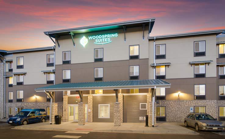 Extended Stay Hotel in Broomfield, CO | WoodSpring Suites Broomfield ...