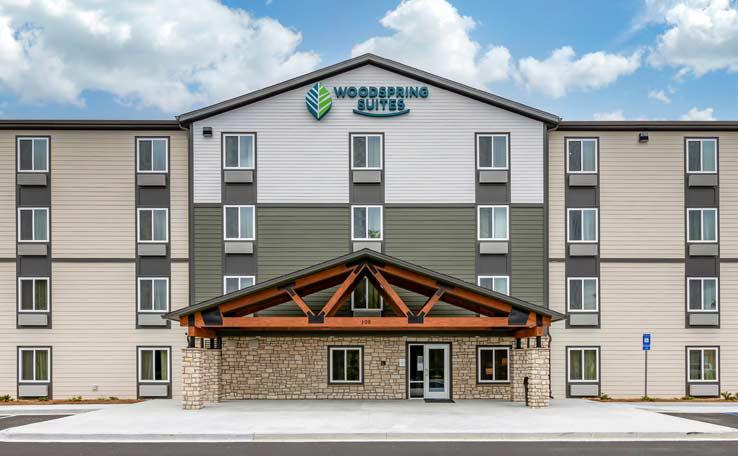 WOODSPRING SUITES BRUNSWICK EXTENDED STAY HOTEL EXTERIOR DAY 2 738X456~800