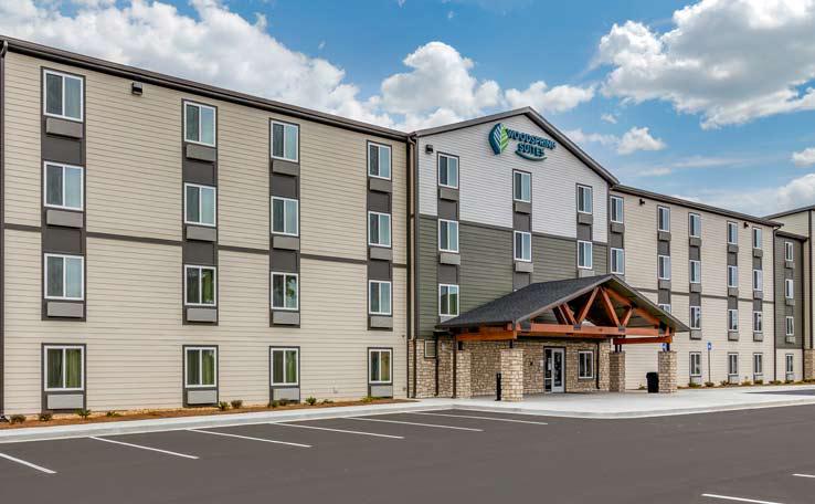 WOODSPRING SUITES BRUNSWICK EXTENDED STAY HOTEL EXTERIOR DAY 738X456~800