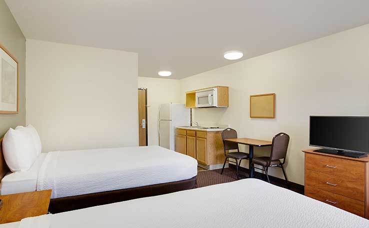 Extended Stay Hotel In Chesapeake VA WoodSpring Suites Chesapeake   WoodSpring Suites Chesapeake Norfolk South Extended Stay Hotel Two Bed Studio 2 738x456~800 