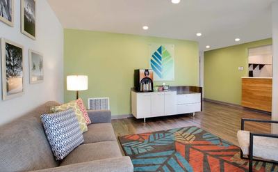 Extended Stay Hotel in Melbourne, FL | WoodSpring Suites